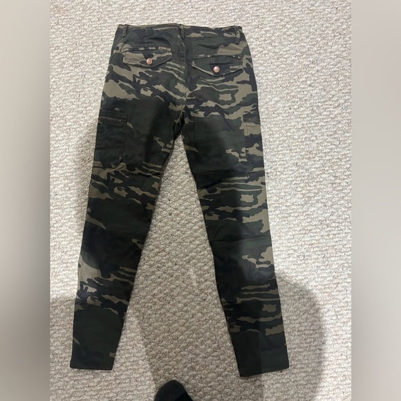 Forever 21 army pants size 28 - Picture 3 of 3